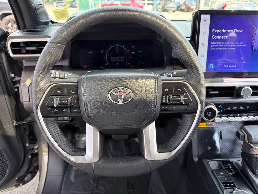 Used 2024 Toyota Tacoma Limited AWD/4WD image 31