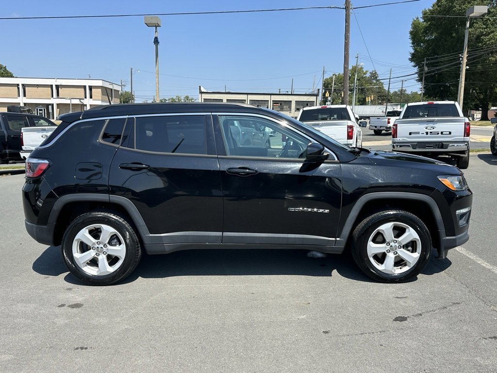 Used 2018 Jeep Compass Latitude image 10