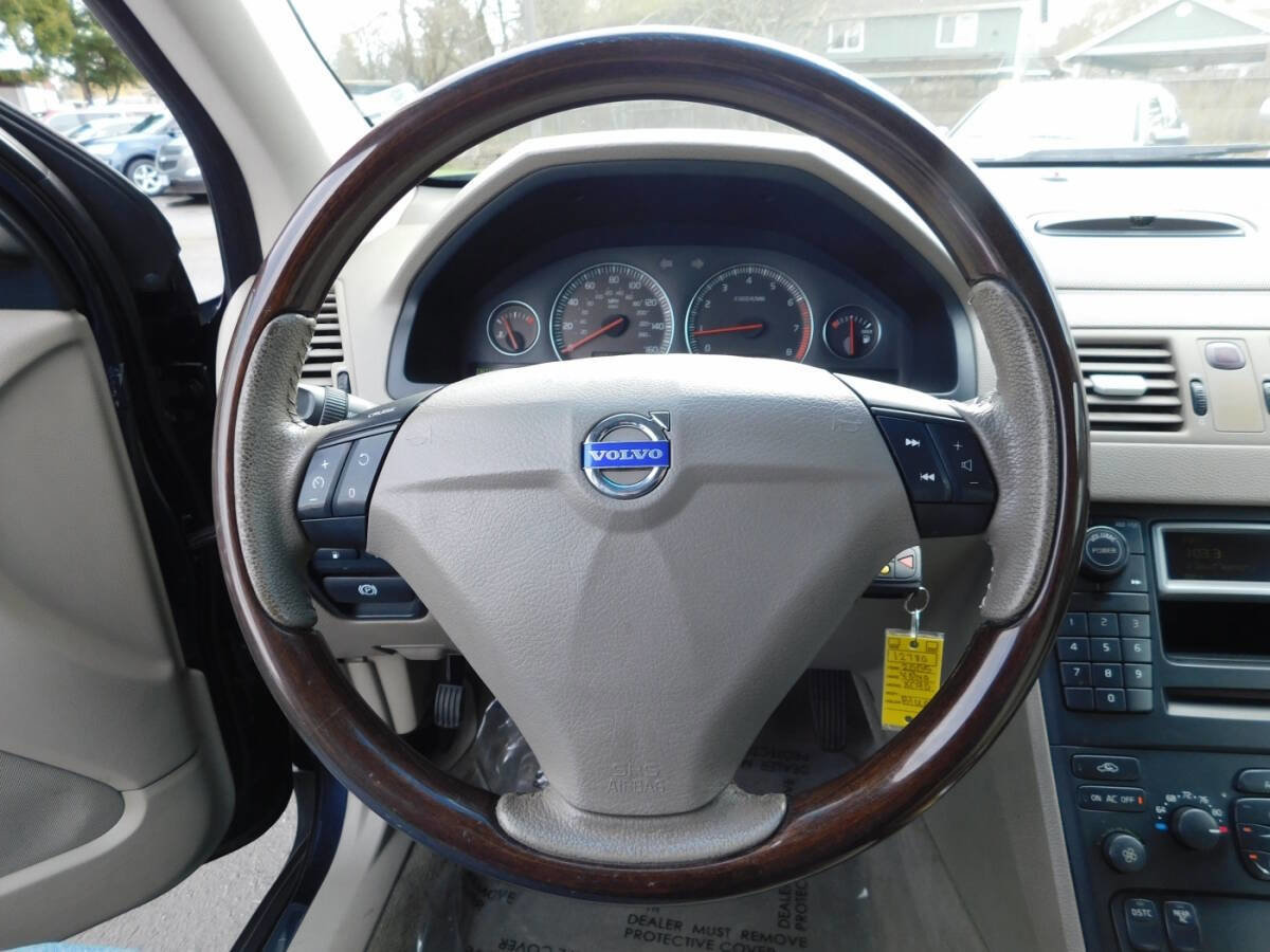 Used 2005 Volvo XC90 T6 image 9