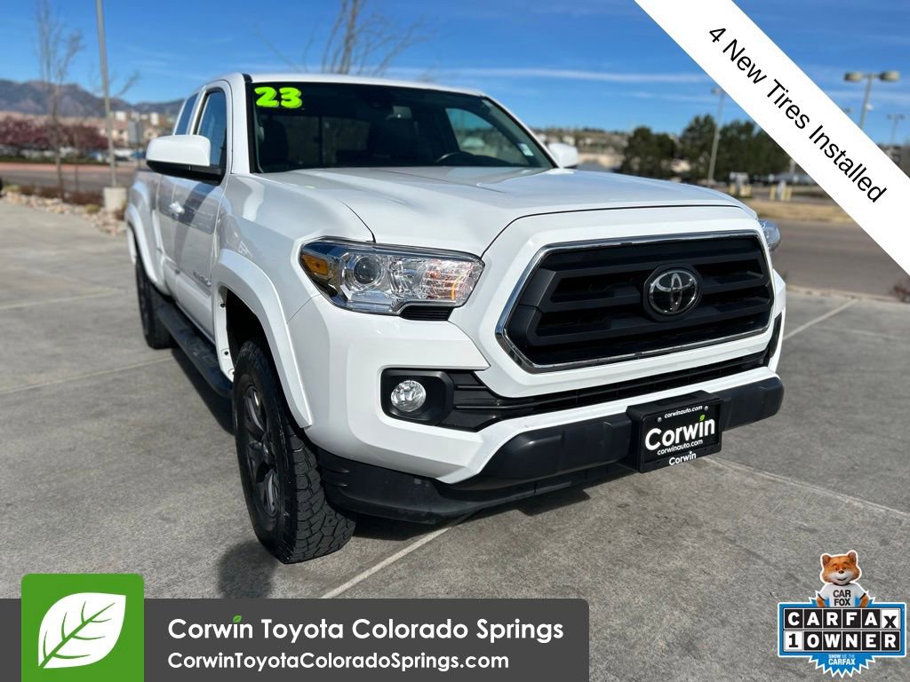Used 2023 Toyota Tacoma SR5 AWD/4WD image 1