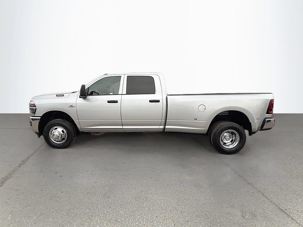 New 2026 RAM 3500 Tradesman w/ Chrome Appearance Group A AWD/4WD image 7