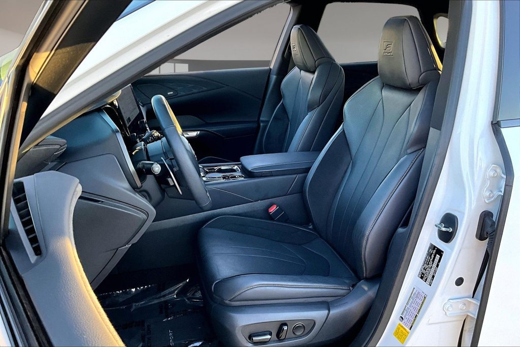 Used 2023 Lexus RX 500h F Sport w/ Cold Area Package AWD/4WD image 19