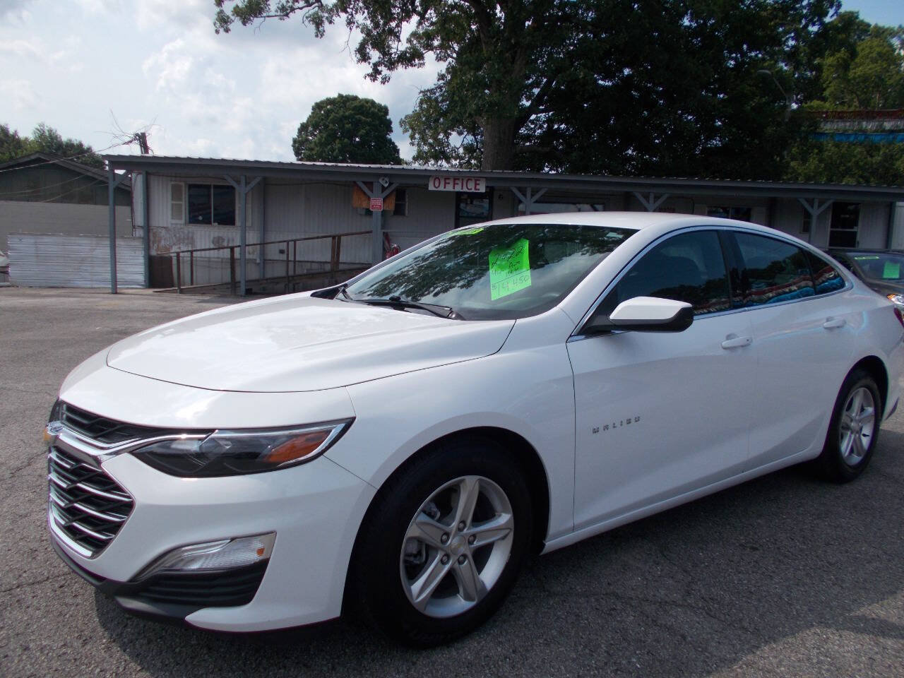 Used 2022 Chevrolet Malibu LS w/ Driver Confidence Package II