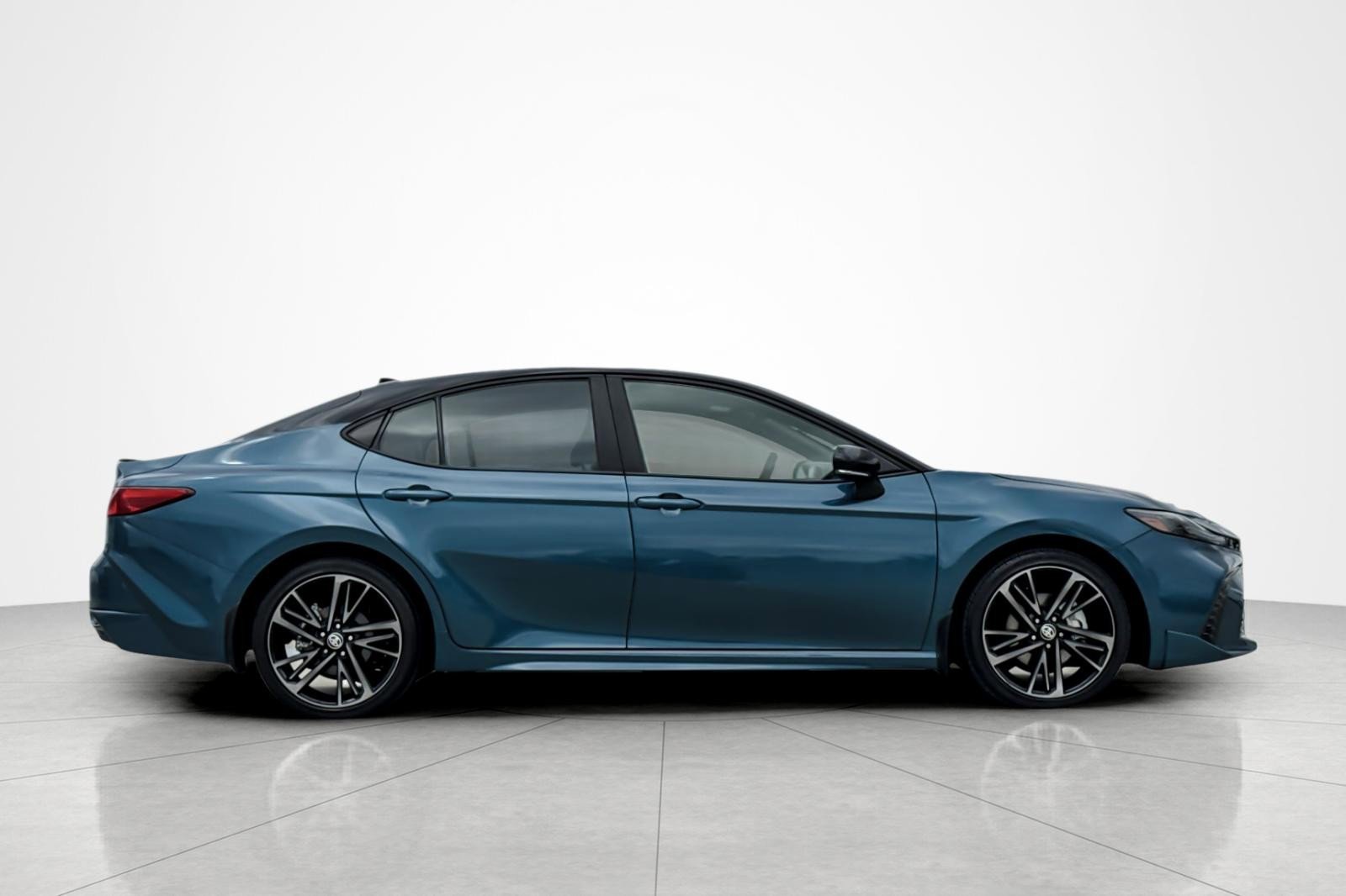 Certified 2025 Toyota Camry XSE FWD image 6