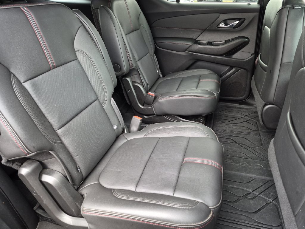Certified 2023 Chevrolet Traverse RS w/ LPO, Floor Liner Package AWD/4WD image 26