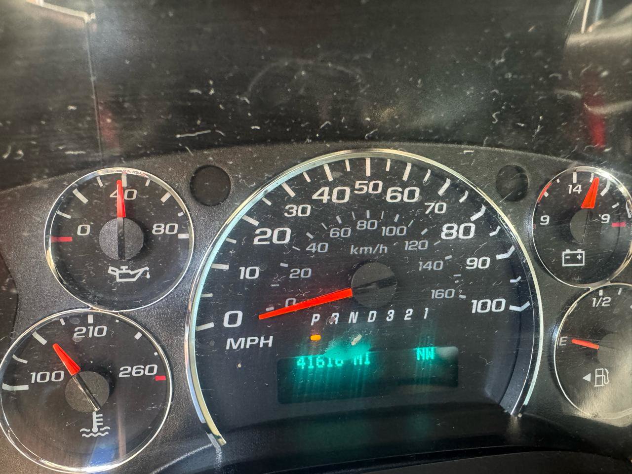 Used 2010 Chevrolet Express 1500 RWD image 16