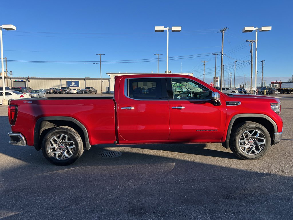 Used 2023 GMC Sierra 1500 SLT w/ SLT Premium Package image 6