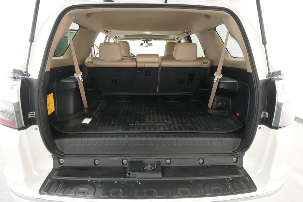 Used 2015 Toyota 4Runner Limited image 25