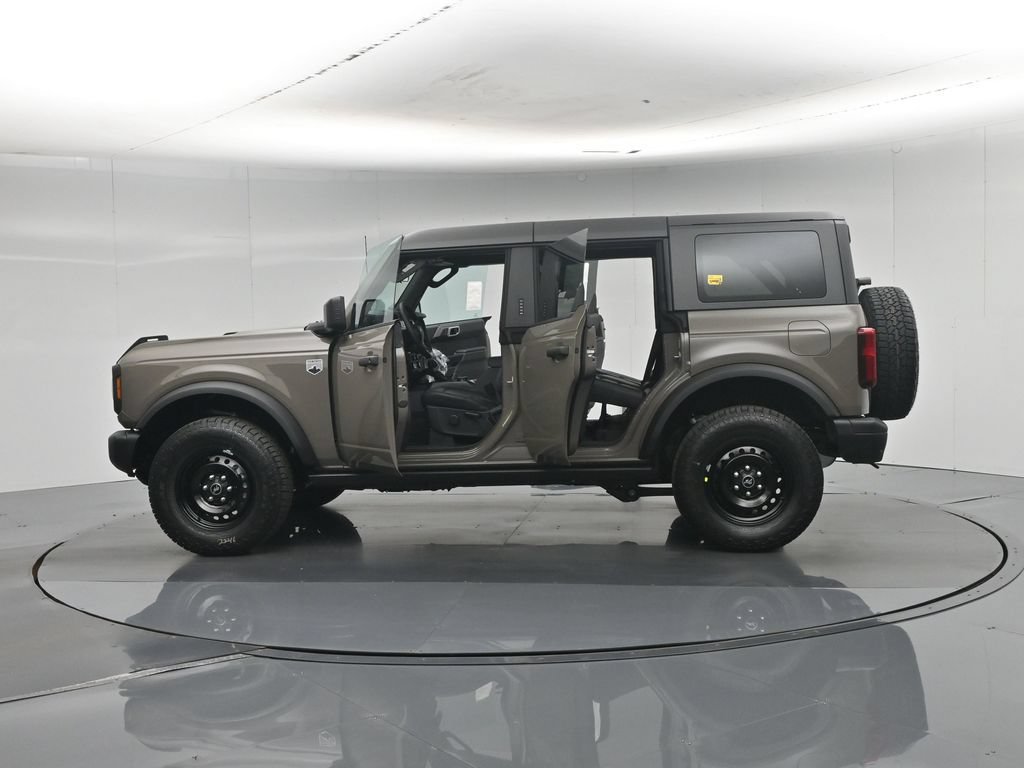 New 2026 Ford Bronco Big Bend w/ Black Diamond Package AWD/4WD image 4