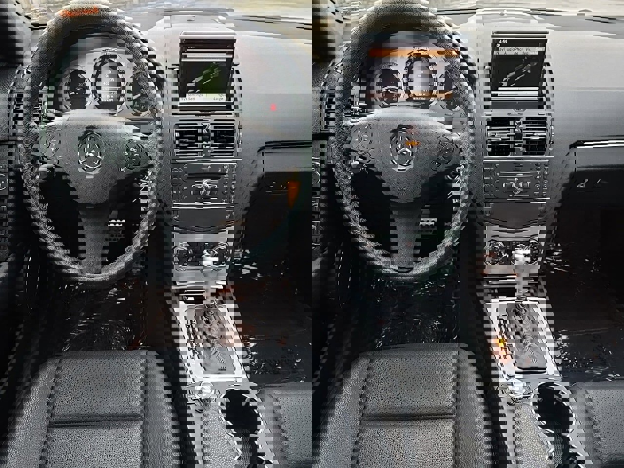 Used 2008 Mercedes-Benz C 300 Sedan image 27