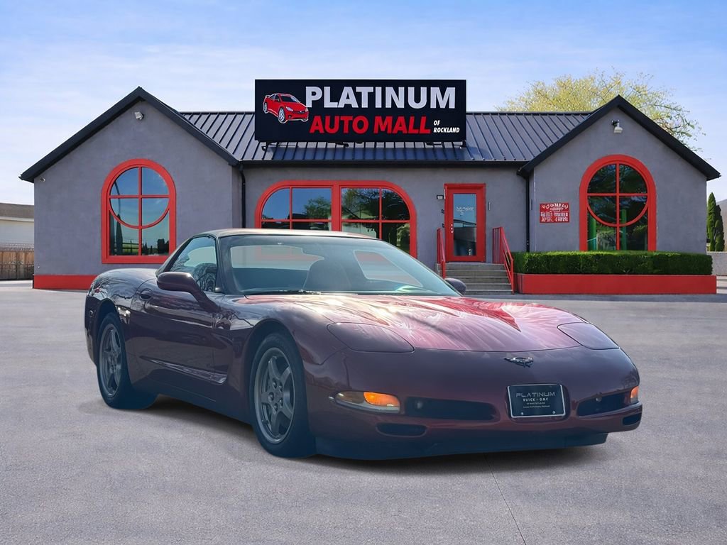 Used 2004 Chevrolet Corvette Coupe w/ Roof Package image 1