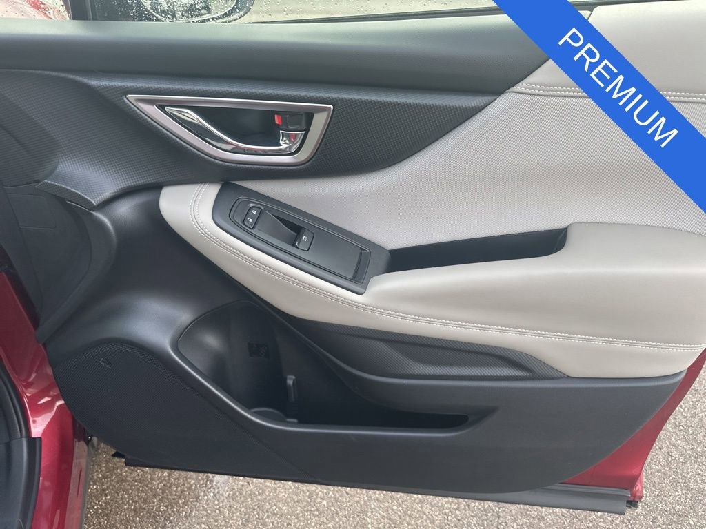 Used 2023 Subaru Forester Premium AWD/4WD image 8