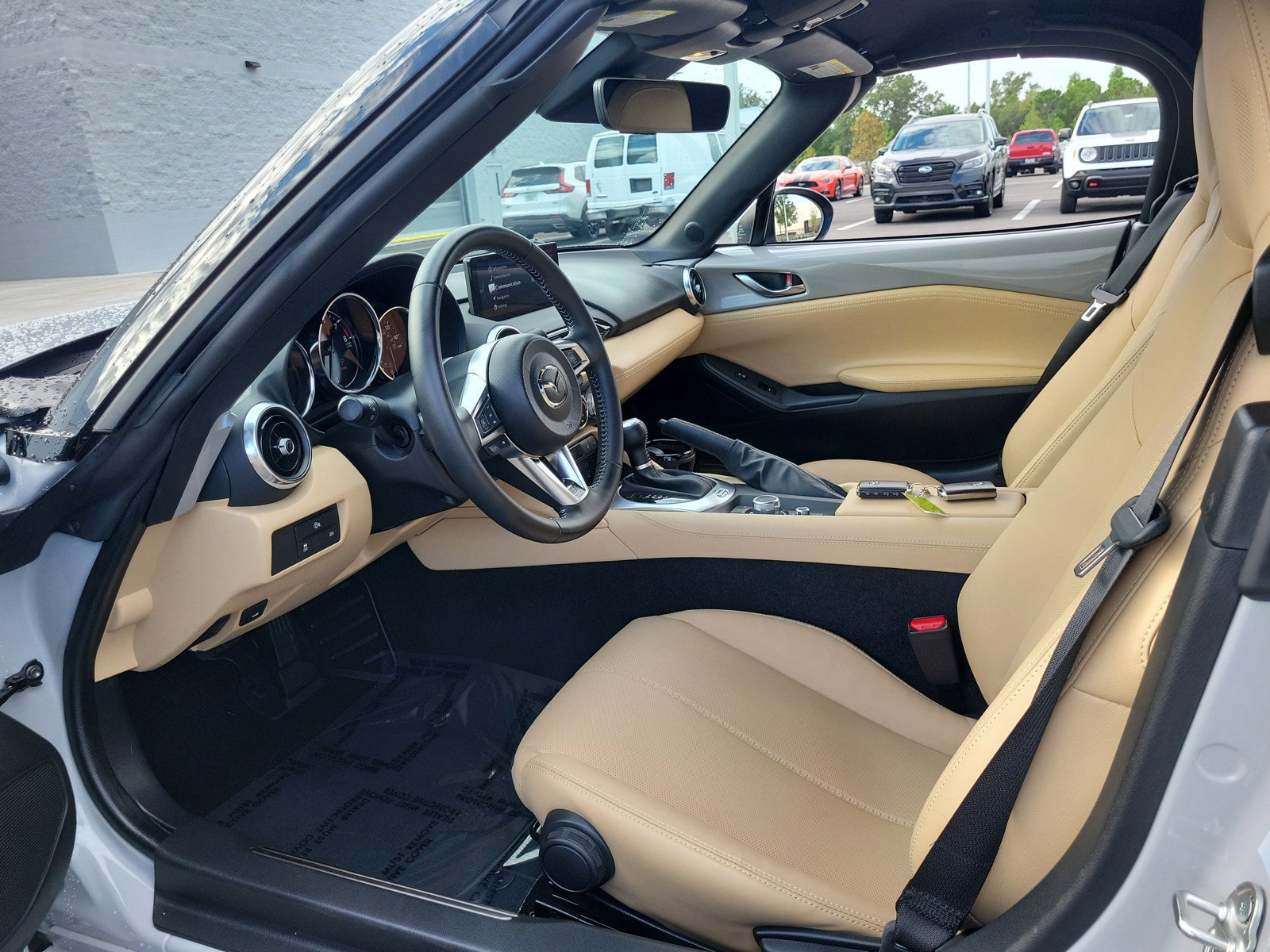 Used 2025 MAZDA MX-5 Miata Grand Touring RWD image 15