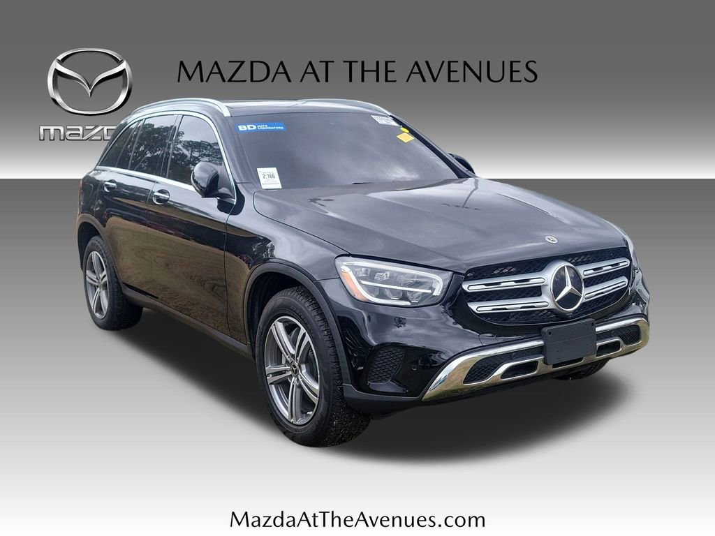 Used 2021 Mercedes-Benz GLC 300 w/ Premium Package image 3