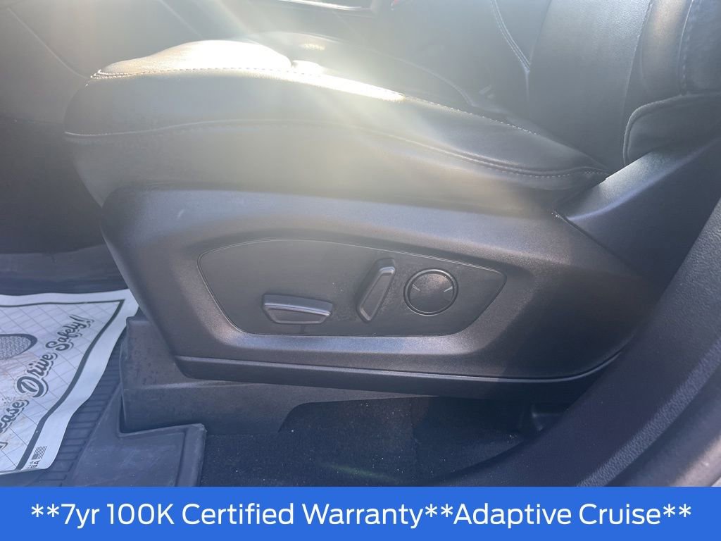 Used 2023 Ford Explorer XLT w/ Equipment Group 202A image 24