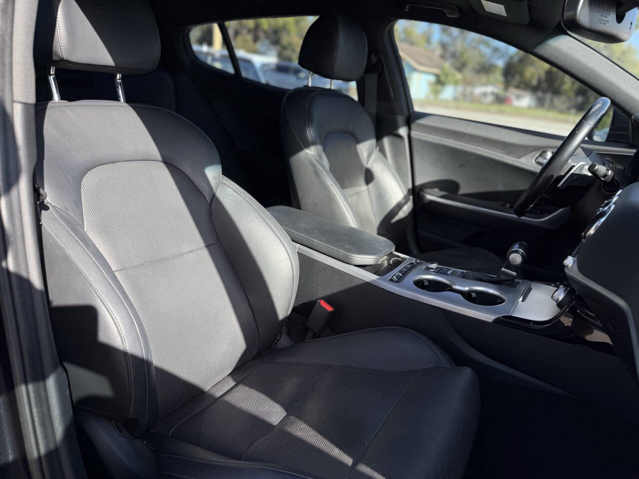 Used 2019 Kia Stinger GT1 image 25