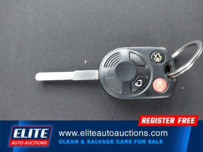 Used 2017 Ford Focus SE FWD image 22