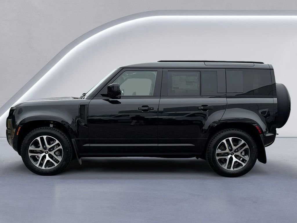 New 2025 Land Rover Defender 110 X-Dynamic SE image 6