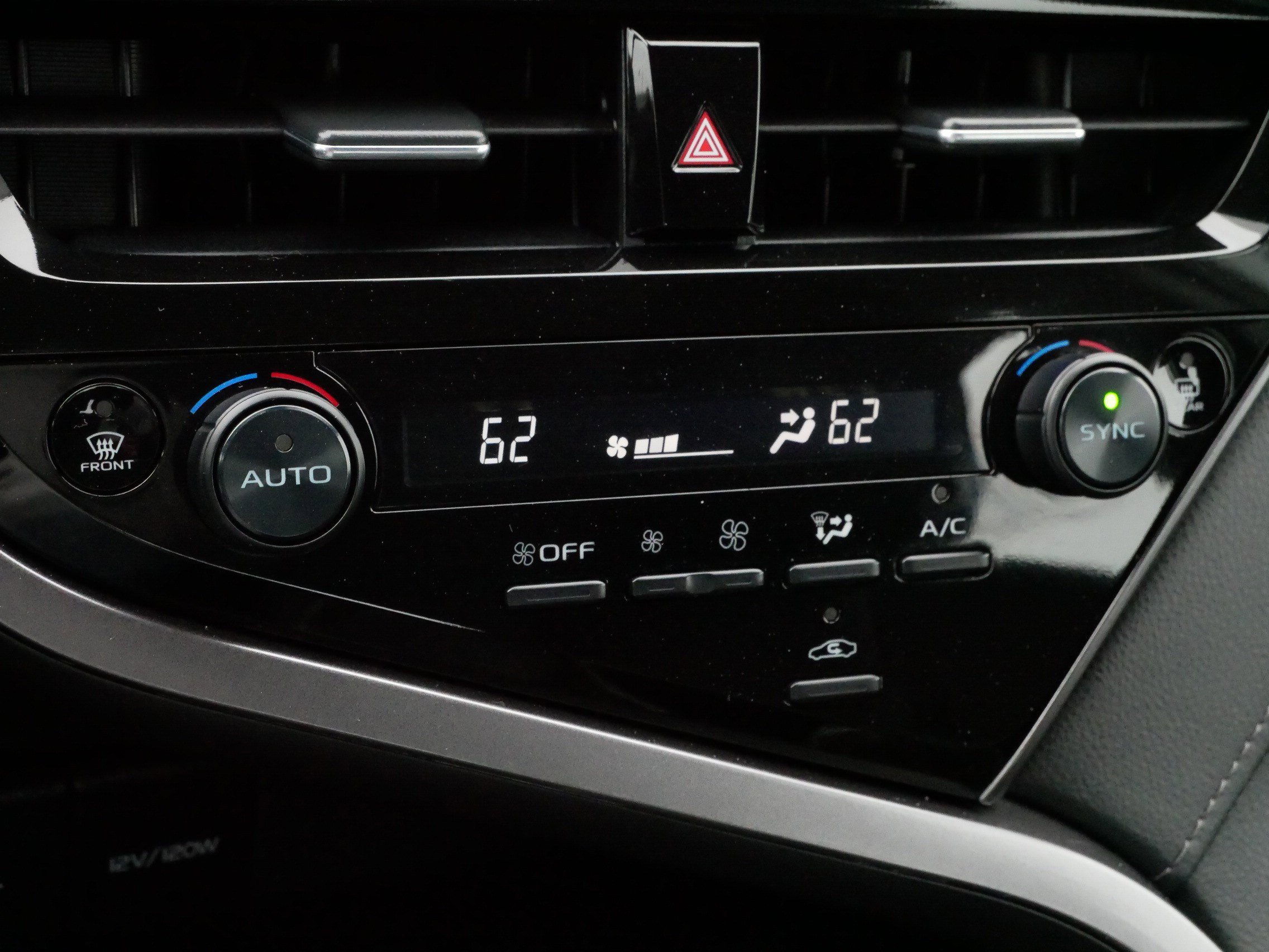 Used 2024 Toyota Camry LE image 23