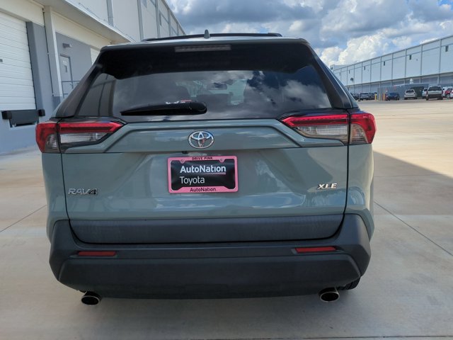 Used 2022 Toyota RAV4 XLE Premium FWD image 6