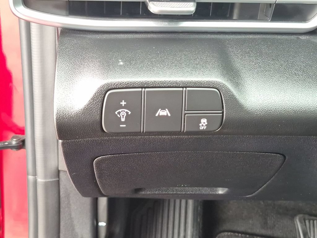 Used 2023 Hyundai Elantra SEL FWD image 21