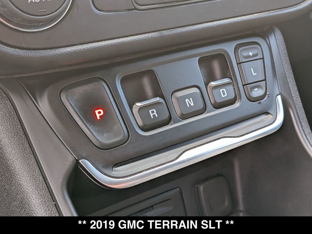 Used 2019 GMC Terrain SLT w/ Preferred Package FWD image 19
