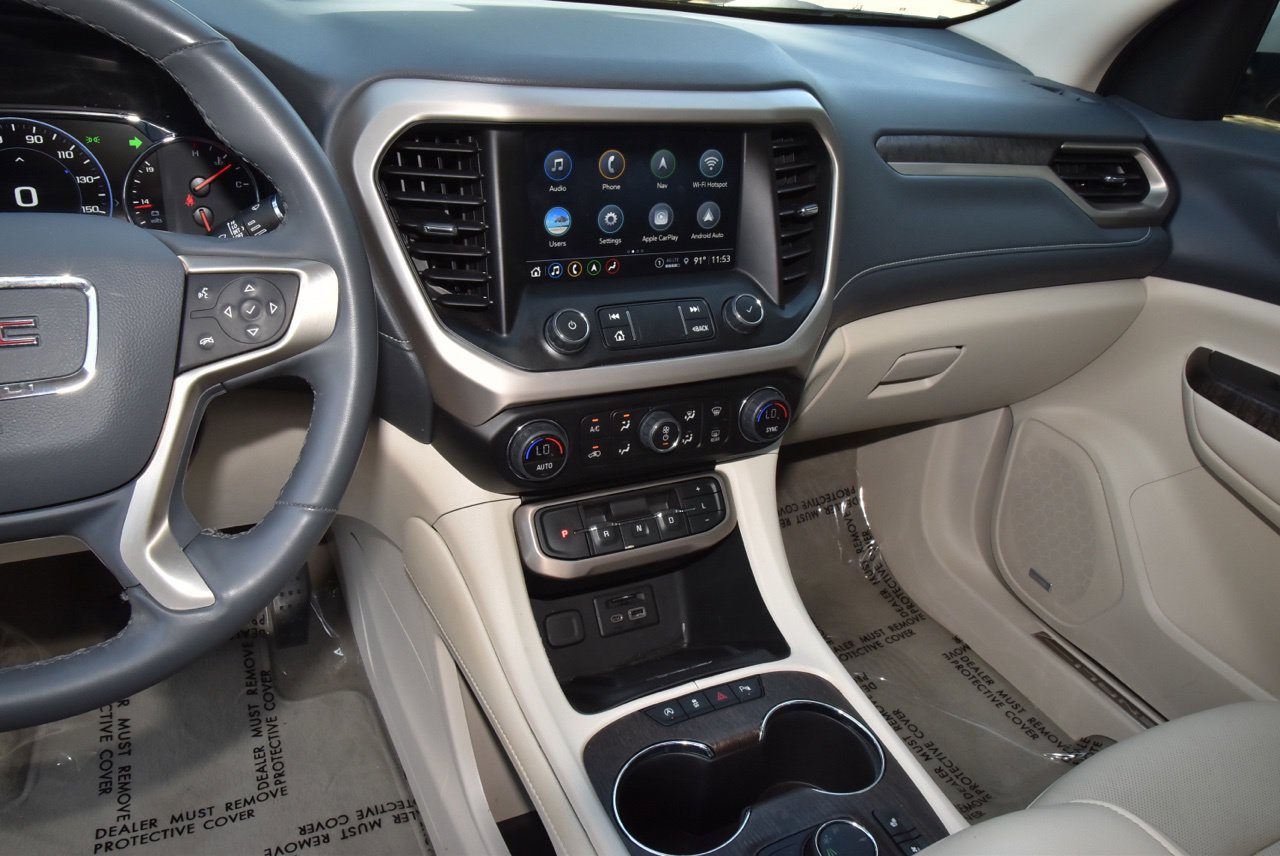 Used 2023 GMC Acadia Denali w/ Denali Ultimate Package FWD image 27