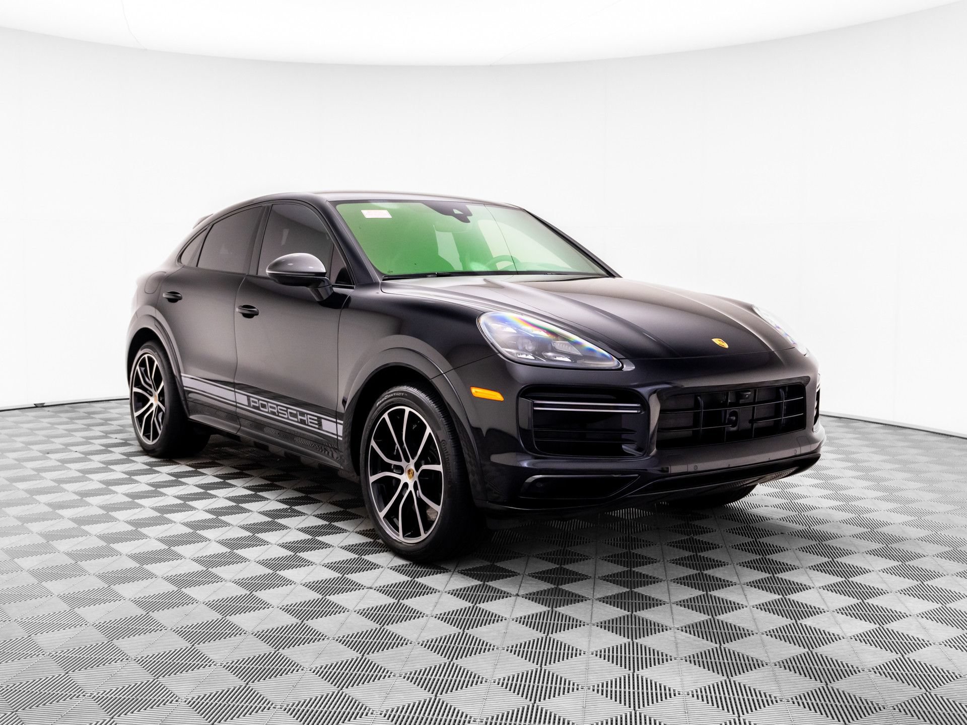 Used 2022 Porsche Cayenne Turbo AWD/4WD image 6