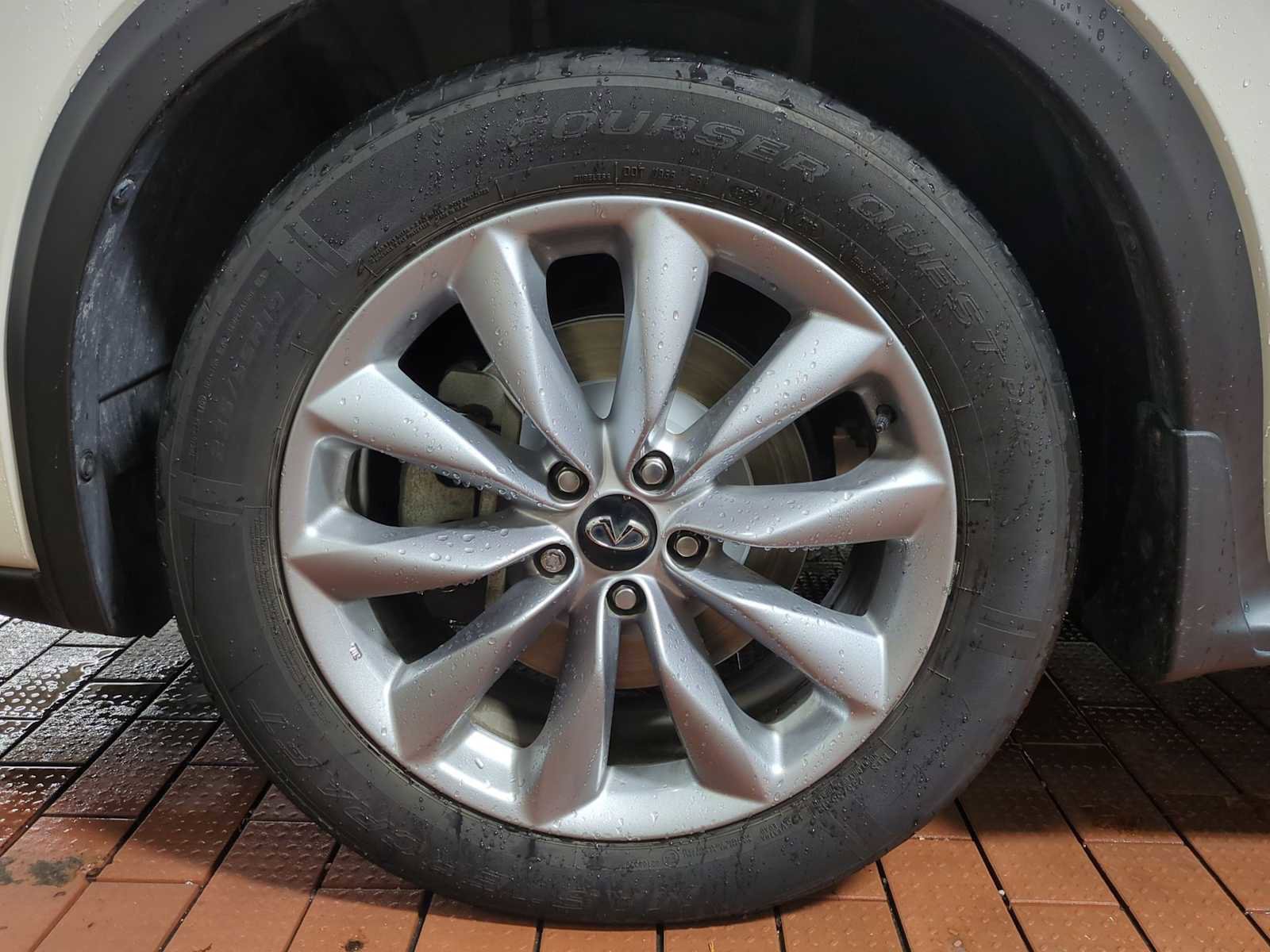 Used 2020 INFINITI QX50 Luxe w/ Navigation Package image 14