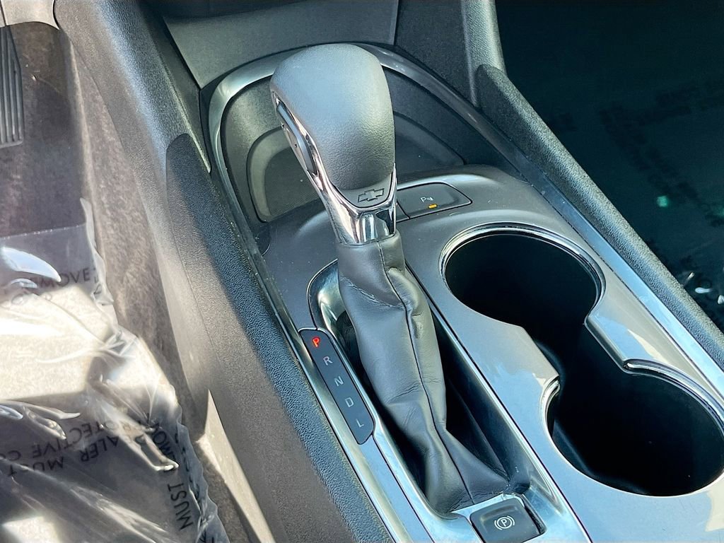 Used 2025 Chevrolet Malibu LT FWD image 25