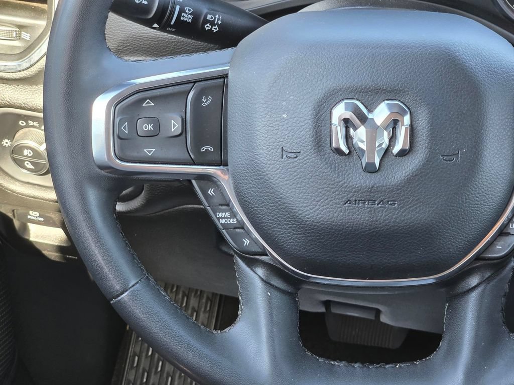 Used 2025 RAM 1500 Laramie AWD/4WD image 15