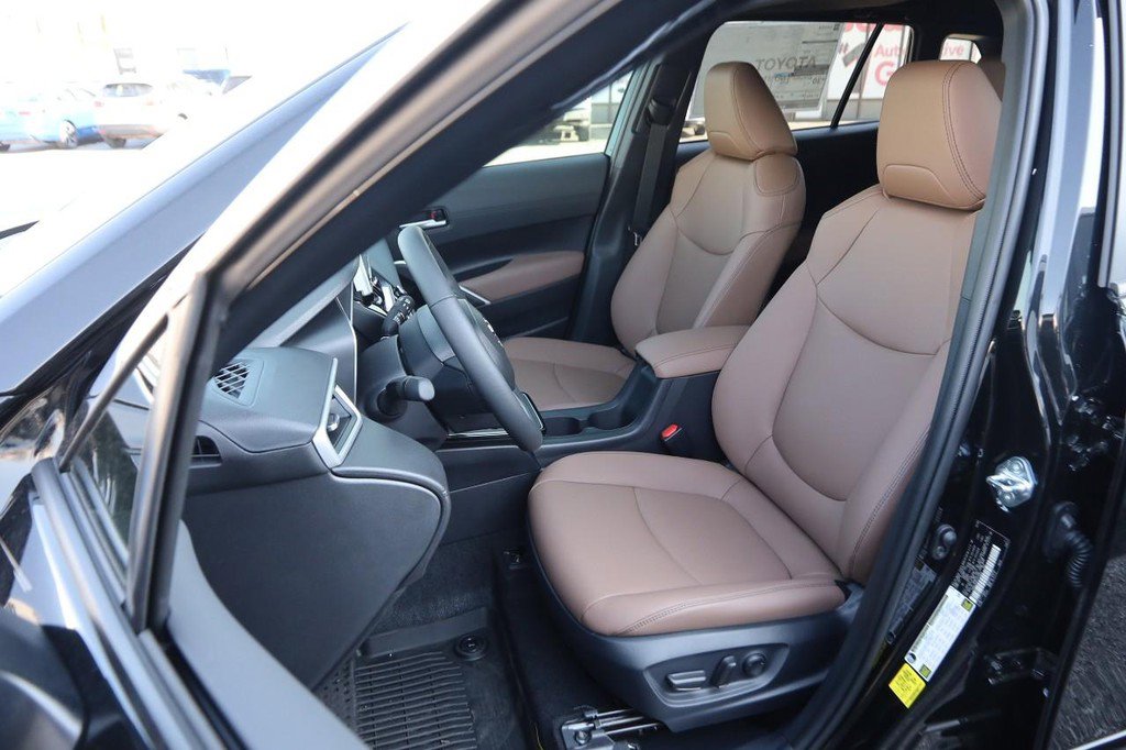 New 2026 Toyota Corolla Cross XLE image 11