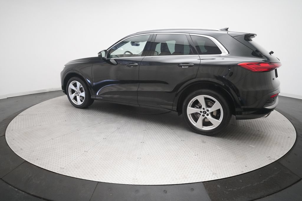 Certified 2025 Audi Q5 Prestige AWD/4WD image 36