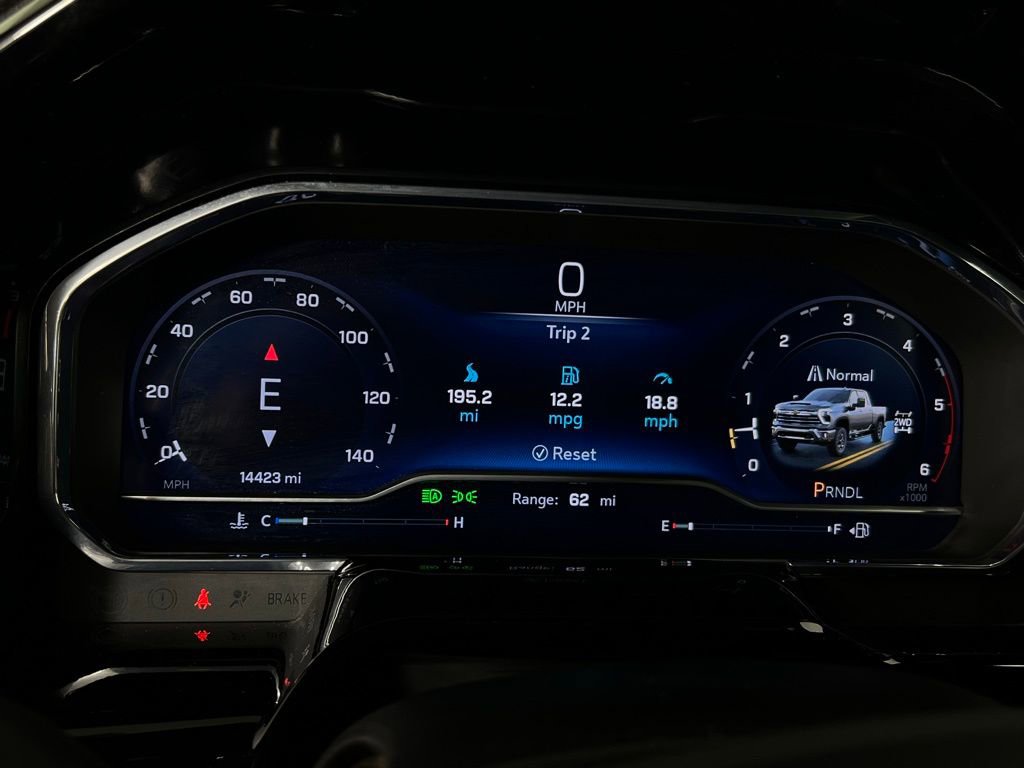 Used 2025 Chevrolet Silverado 3500 LT w/ Convenience Package image 15