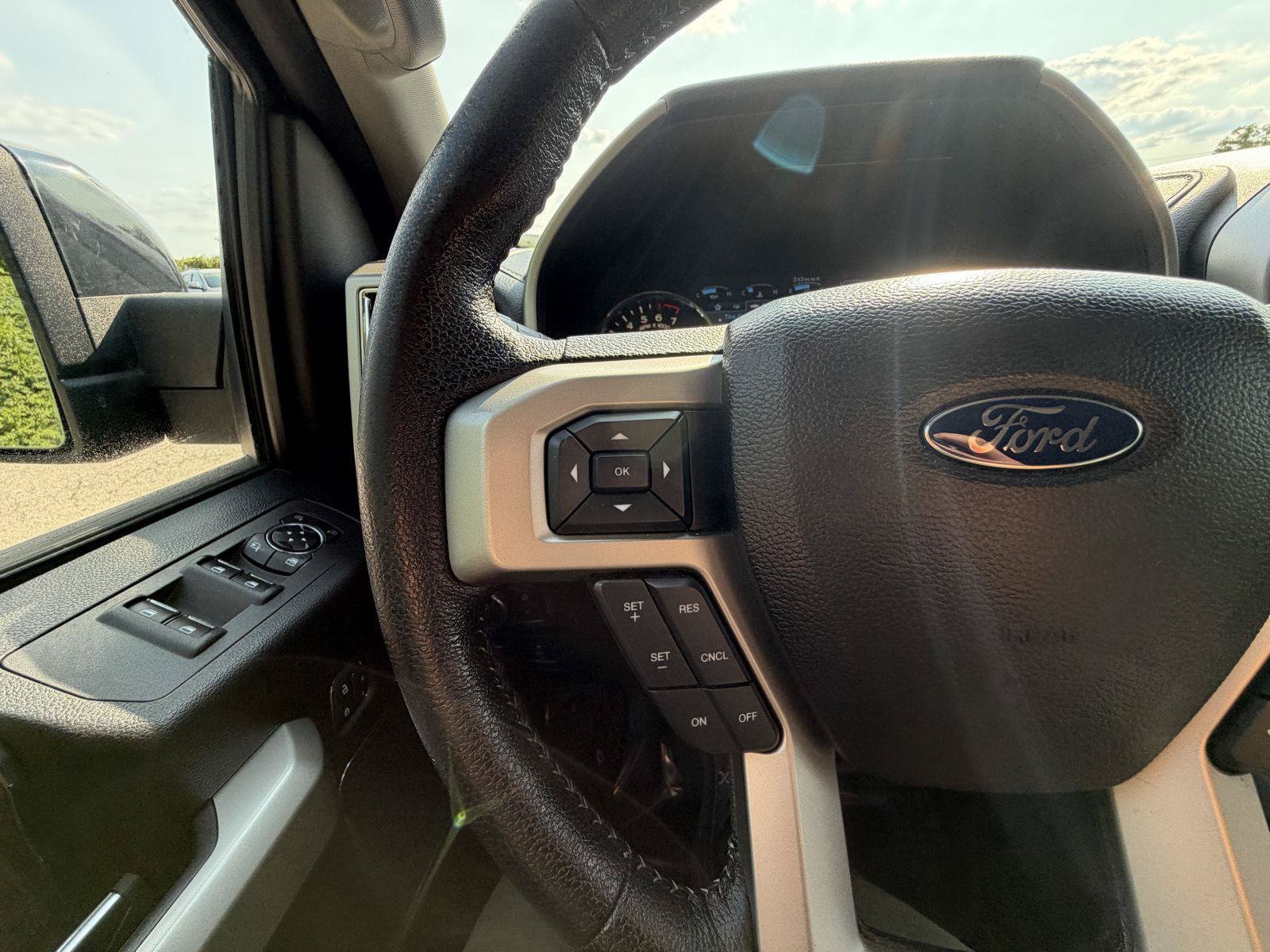 Used 2016 Ford F150 Lariat w/ Equipment Group 501A Mid AWD/4WD image 14