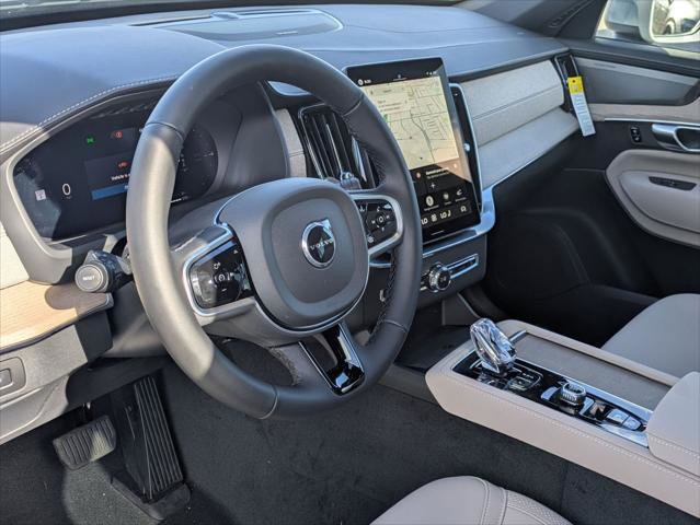 New 2026 Volvo XC90 T8 Plus w/ Protection Package Premier image 7