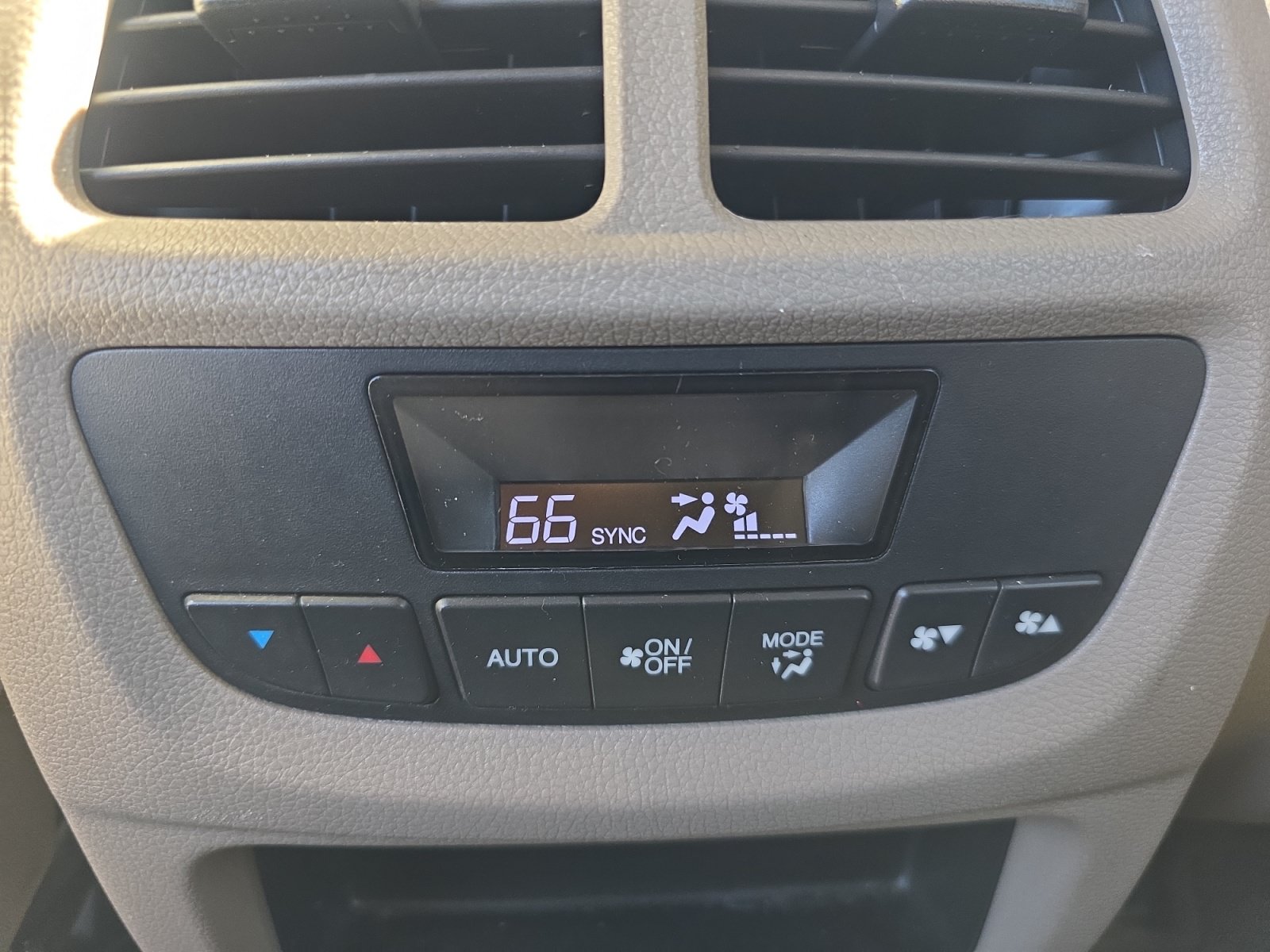 Used 2016 Honda Pilot EX image 13