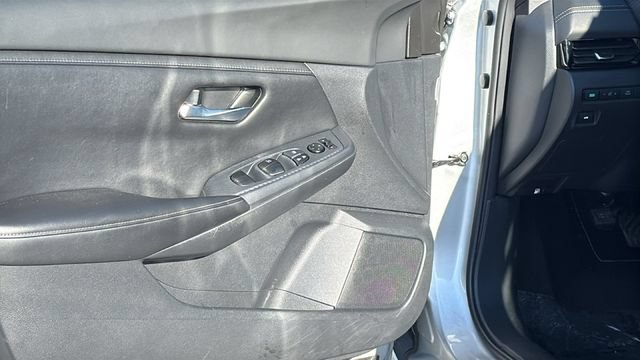 Certified 2023 Nissan Sentra SV FWD image 23
