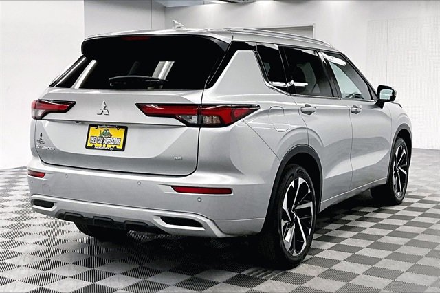 Used 2024 Mitsubishi Outlander SEL image 11