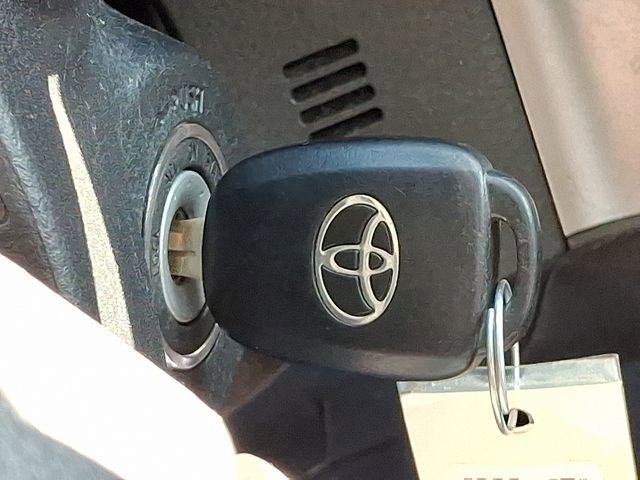 Used 2022 Toyota Tacoma SR image 25