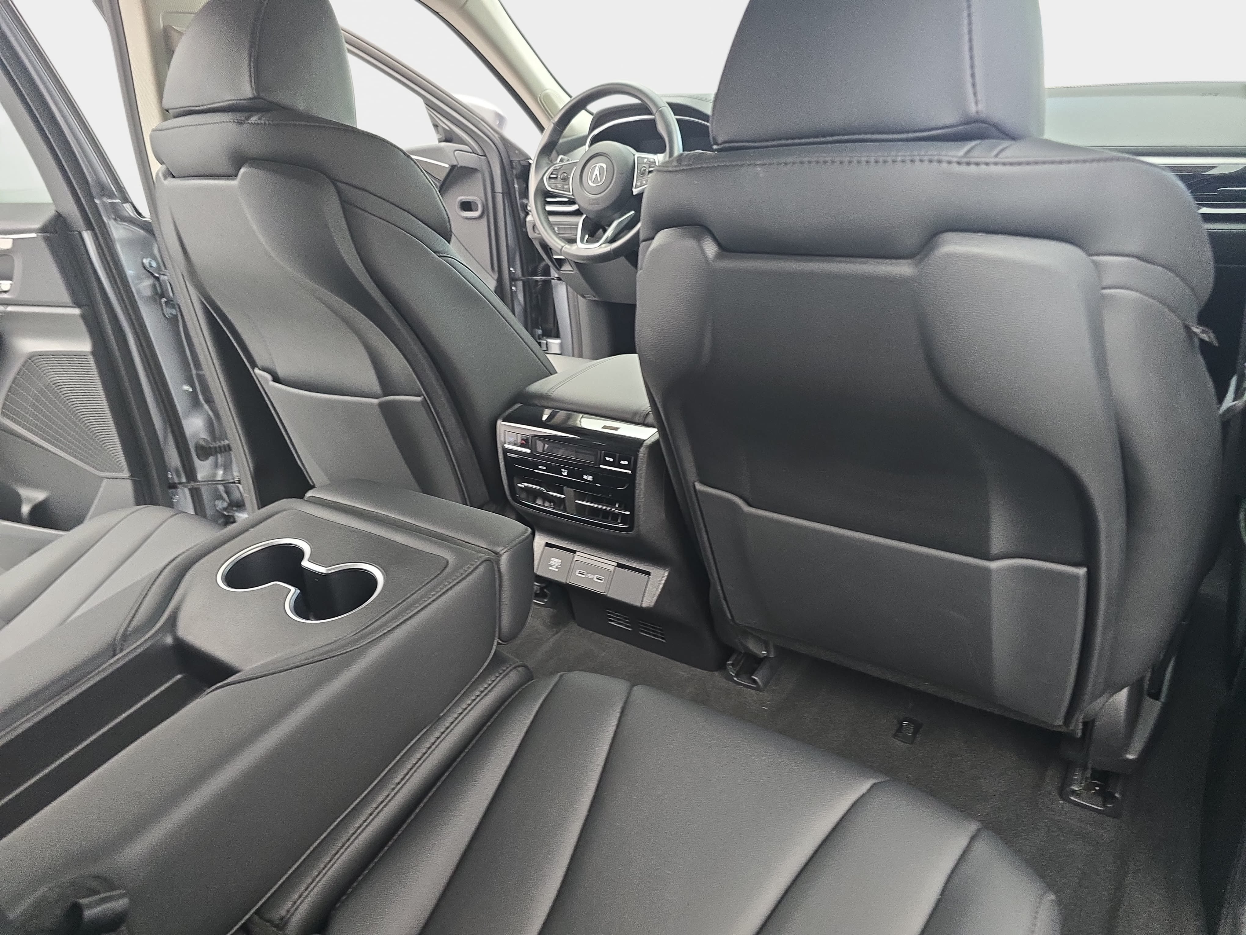 Certified 2024 Acura MDX SH-AWD image 11