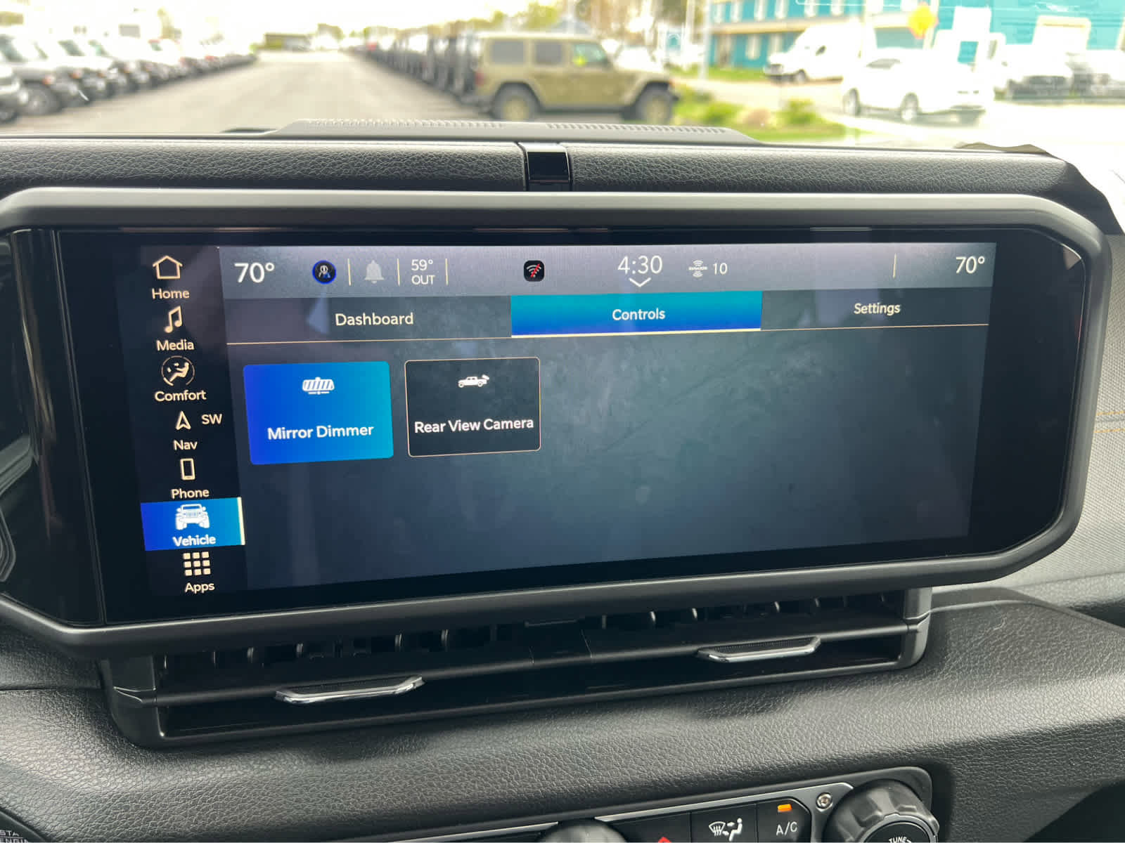 New 2025 Jeep Gladiator Sport image 21