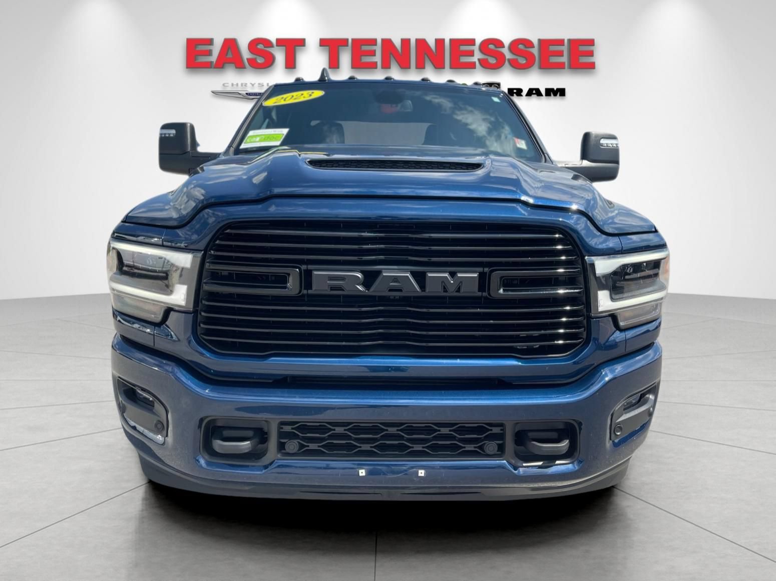 Used 2023 RAM 3500 Laramie w/ Night Edition AWD/4WD image 9