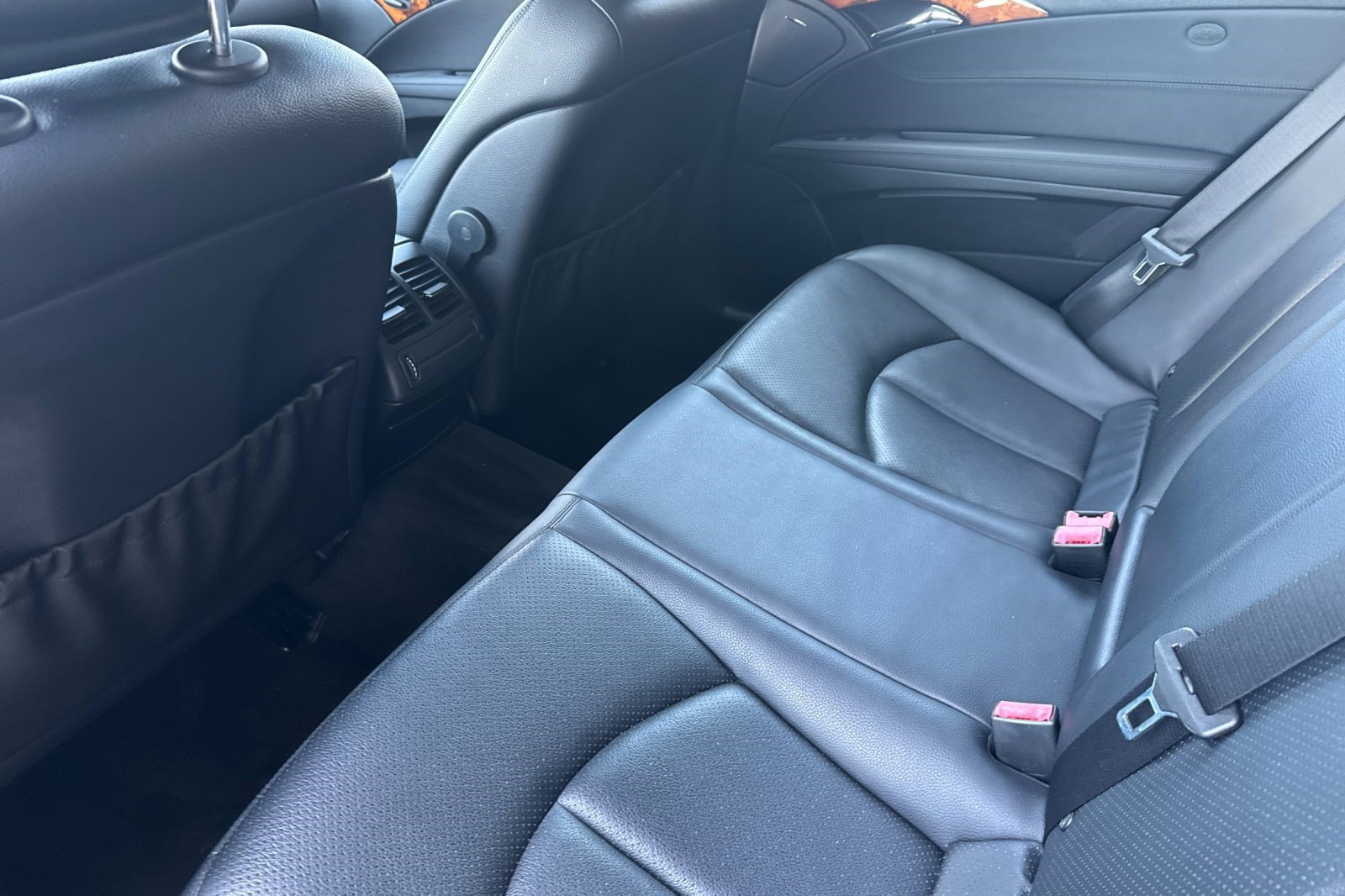 Used 2007 Mercedes-Benz E 350 Sedan image 24