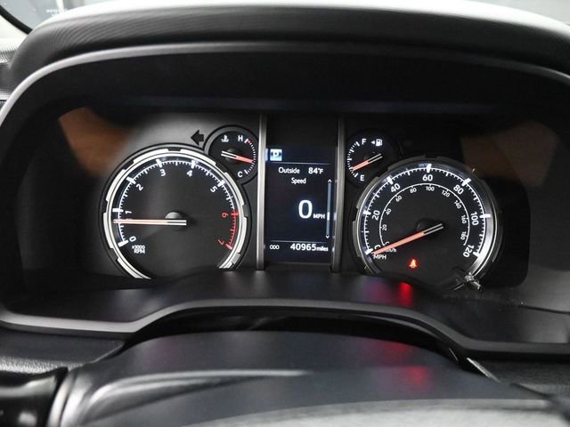 Used 2024 Toyota 4Runner TRD Off-Road image 13