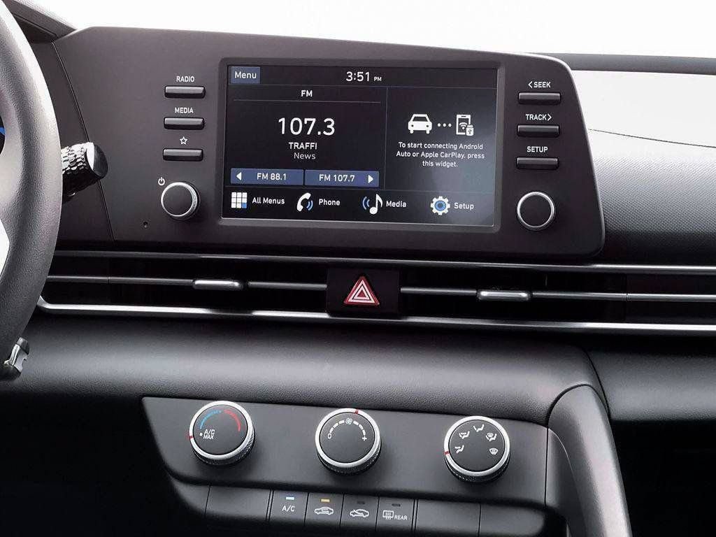 New 2026 Hyundai Elantra SE FWD image 19