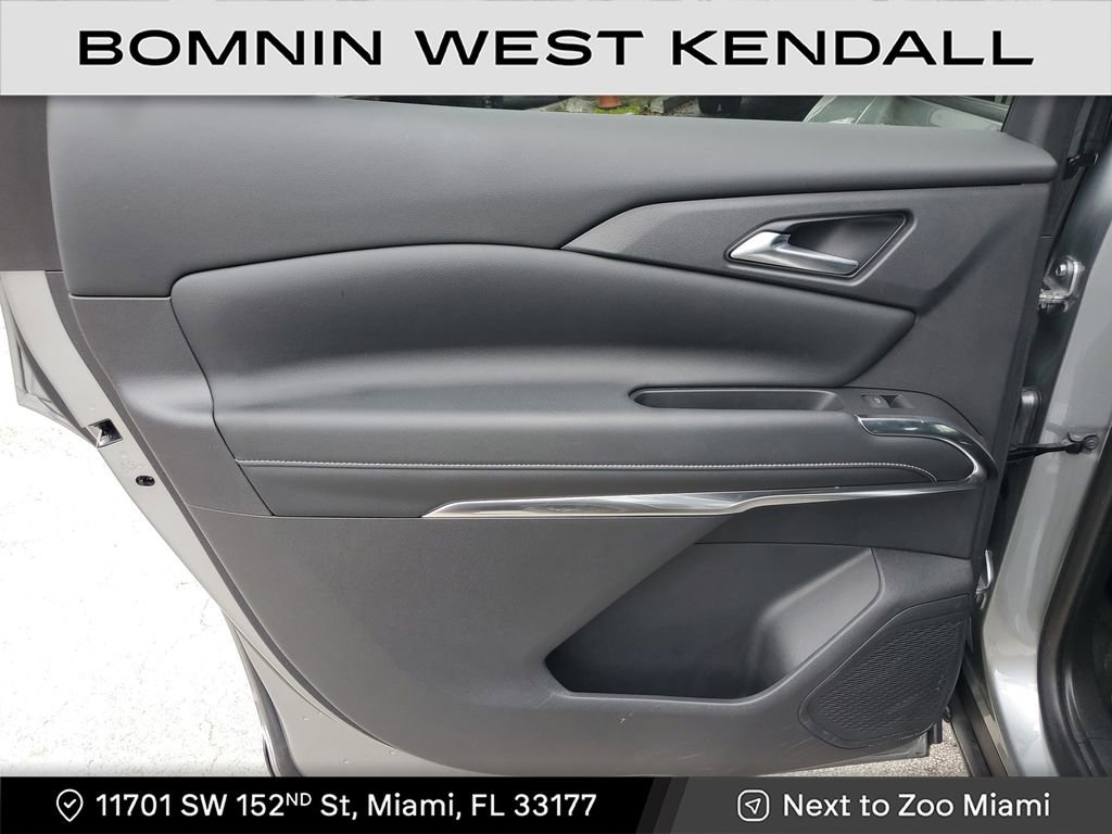 Used 2024 Chevrolet Traverse LS w/ Midnight/Sport Edition image 20