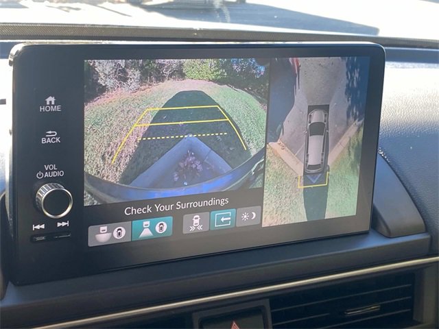 Used 2025 Honda Pilot Elite image 25