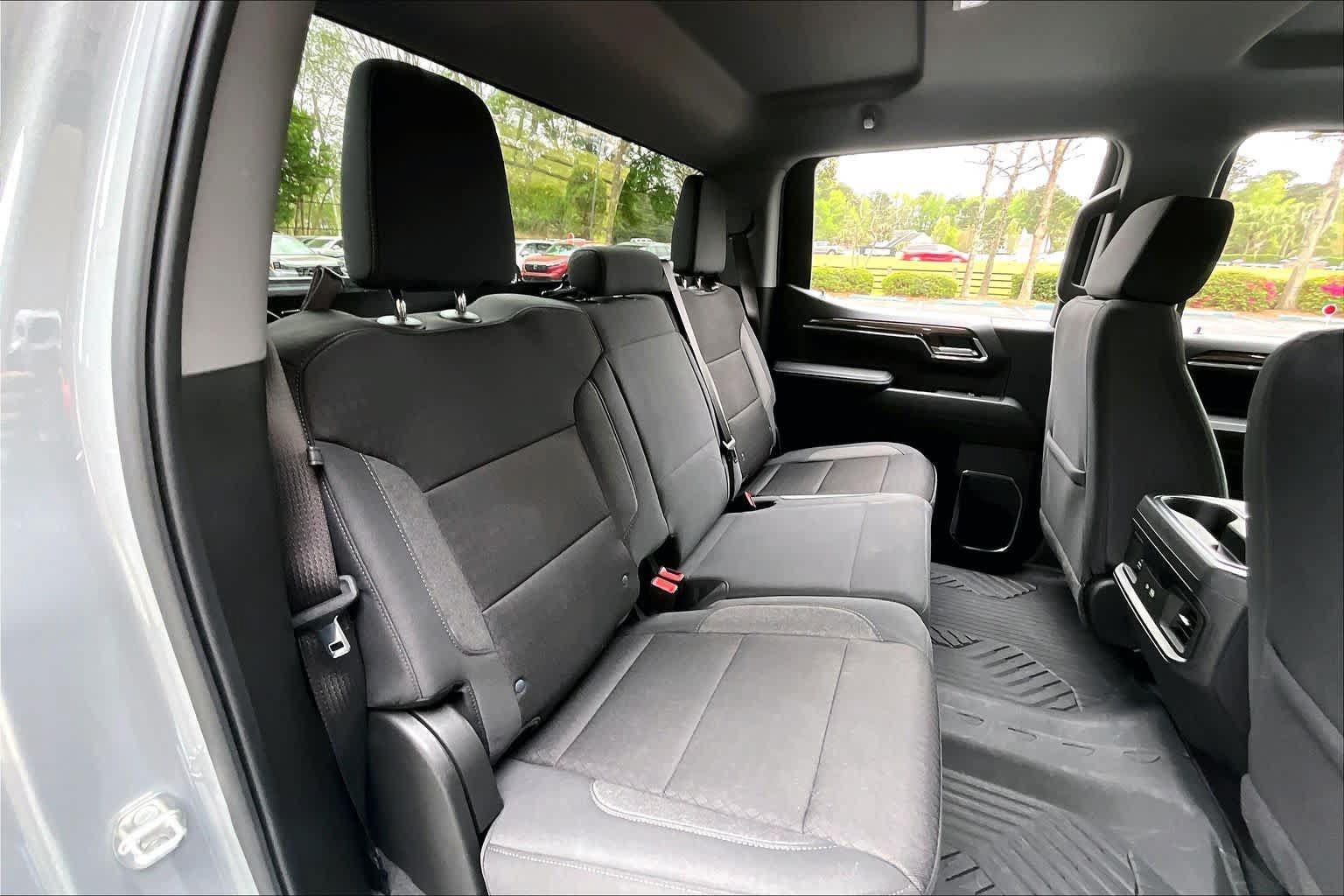 Used 2024 Chevrolet Silverado 1500 LT Trail Boss w/ Protection Package AWD/4WD image 25