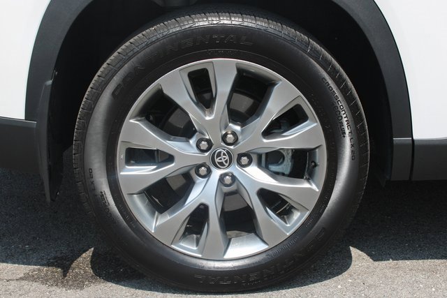 Used 2025 Toyota Grand Highlander AWD image 52